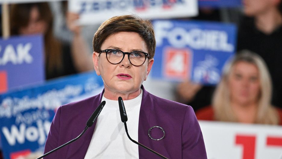 Szydło odwołana. Wiceminister potwierdza decyzję 
