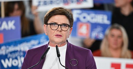 Szydło odwołana. Wiceminister potwierdza decyzję