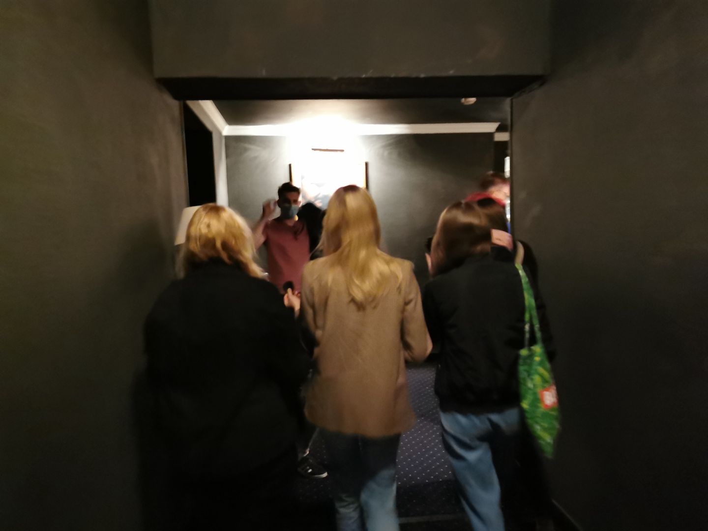 Nowe Obostrzenia. Kinoteka z kompletem widzów