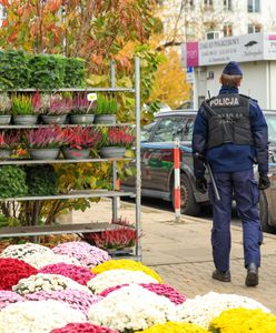 Nocują przy cmentarzach. "Z roku na rok jest coraz gorzej"