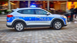 Nowogard: Przewoził cztery osoby na pace Citroena. Na dodatek nie miał prawa jazdy i podał fałszywe dane