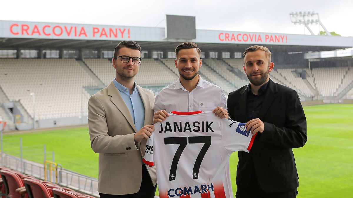 Zdjęcie okładkowe artykułu: Materiały prasowe / Cracovia / Na zdjęciu: Patryk Janasik został nowym zawodnikiem Cracovii