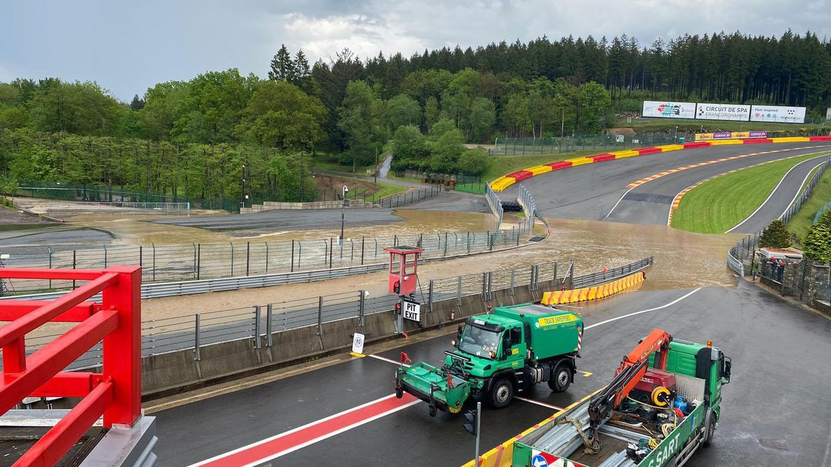 zalany tor Spa-Francorchamps