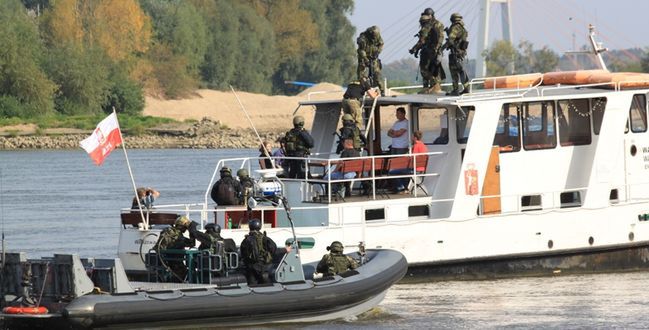 Tłumy publiczności na pierwszym festynie patriotycznym "Tobie Ojczyzno"