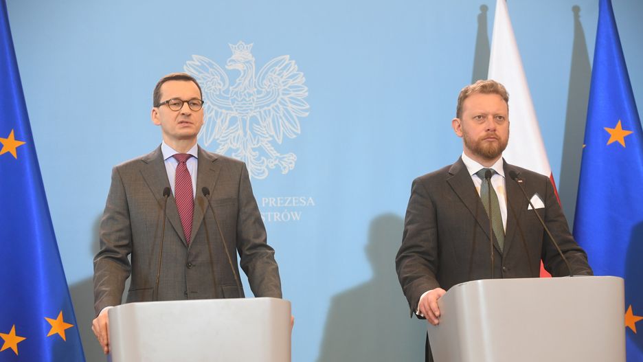 Koronawirus w Polsce. Premier Mateusz Morawiecki i minister zdrowia Łukasz Szumowski.