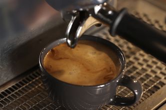 Polska to dziś trzeci w Europie rynek ekspresów do kawy. Pomogła pandemia. Choć Polacy nadal najczęściej piją kawę rozpuszczalną