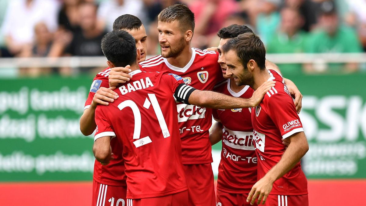 PAP / Maciej Kulczyński / Na zdjęciu: piłkarze Piasta Gliwice