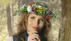 Matka Natura śpiewa z sarenkami w reklamie Hortexu (wideo)