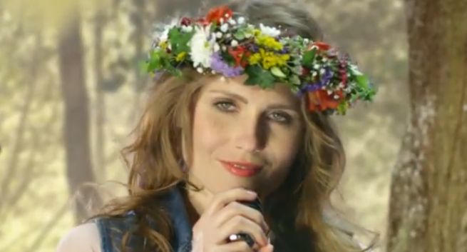 Matka Natura śpiewa z sarenkami w reklamie Hortexu (wideo)