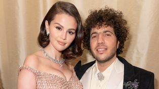 Selena Gomez i Benny Blanco WZIĘLI ŚLUB! Piosenkarka opublikowała zdjęcia z ceremonii i zachwyciła suknią