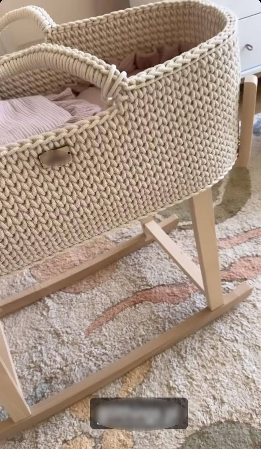 Marina Łuczenko prezentuje ciążowe krągłości i pokój córeczki