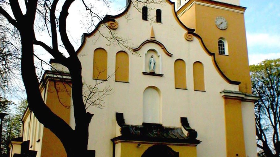 kościół w Janowie