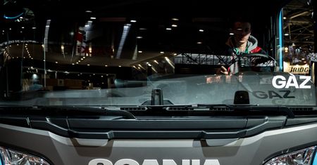 Scania zamyka fabrykę na północy Polski. Ponad 800 osób straci pracę