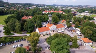 Zmiany, utrudnienia na wjeździe do Wieliczki. Na krajówce w miejscu skrzyżowania zaczynają budowę estakady