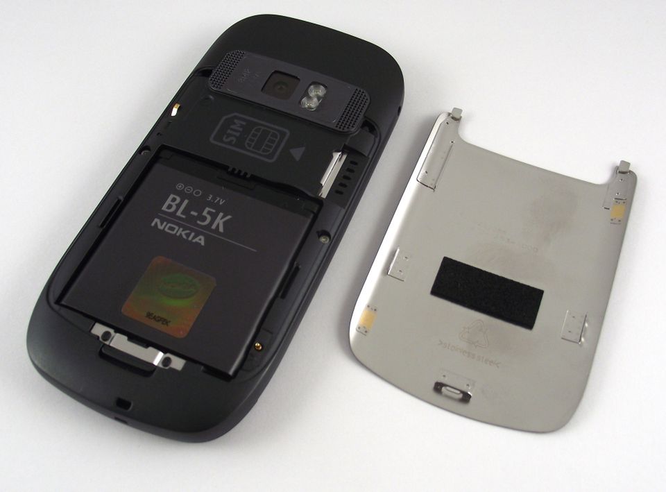 Nokia 701 - czy Belle ożywił Symbiana? [test] 5
