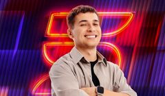 U Friza nie tak filmowo. Ekipa Holding ze spadkami