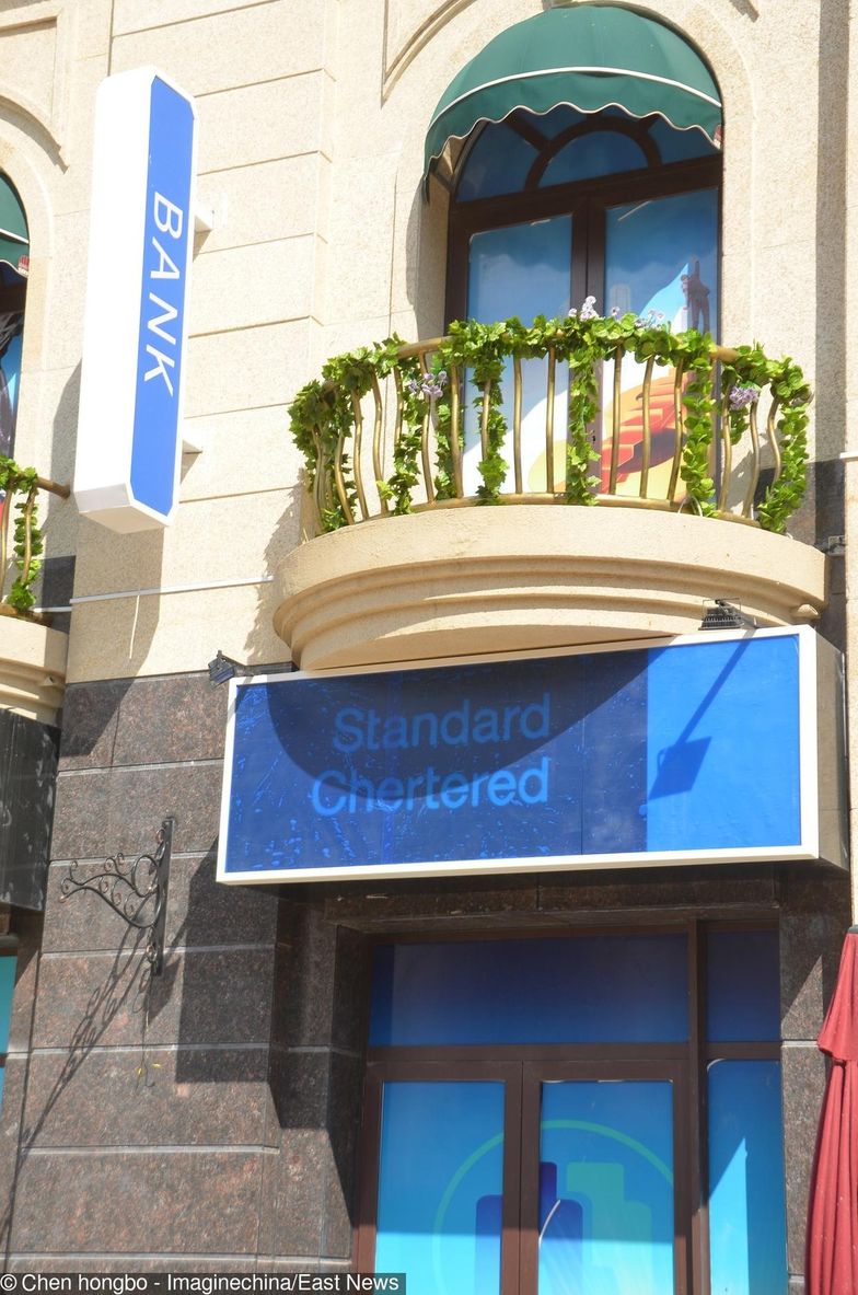 Standard Chartered wyszedł poza Azję. Rekrutuje specjalistów od zapobiegania przestępczości finansowej