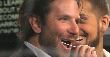 Bradley Cooper w serialu na podstawie "Jestem bogiem". Zobacz zwiastun!