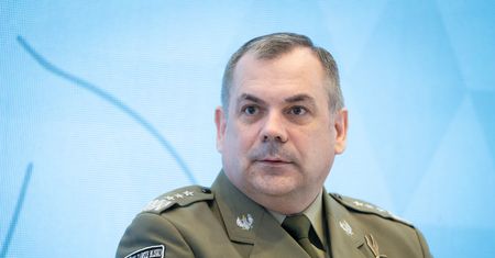 Trzęsienie ziemi w armii. Dowódca Generalny: Jestem zaskoczony