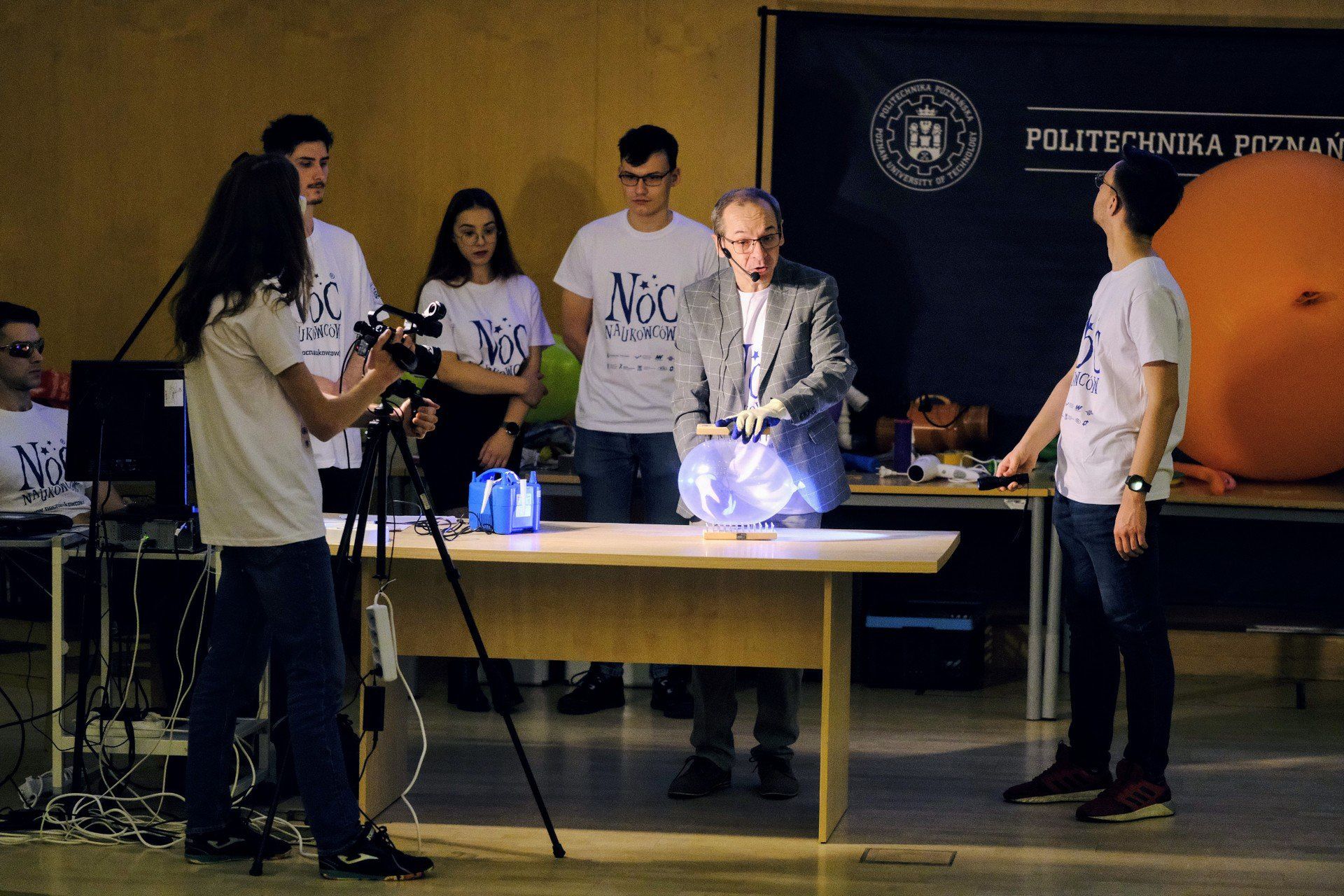 Noc Naukowców w Poznaniu. Zobacz najciekawsze wydarzenia!