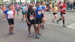 Dramatyczny moment podczas londyńskiego maratonu. Były piłkarz MU zasłabł