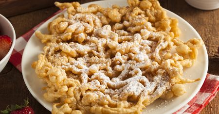 Lane ciasteczka "funnel cakes". Ukochany deser Amerykanów