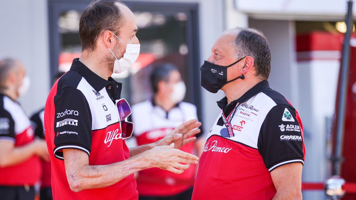 Zdjęcie okładkowe artykułu: Materiały prasowe / Alfa Romeo Racing ORLEN / Na zdjęciu: Robert Kubica (po lewej) i Frederic Vasseur 