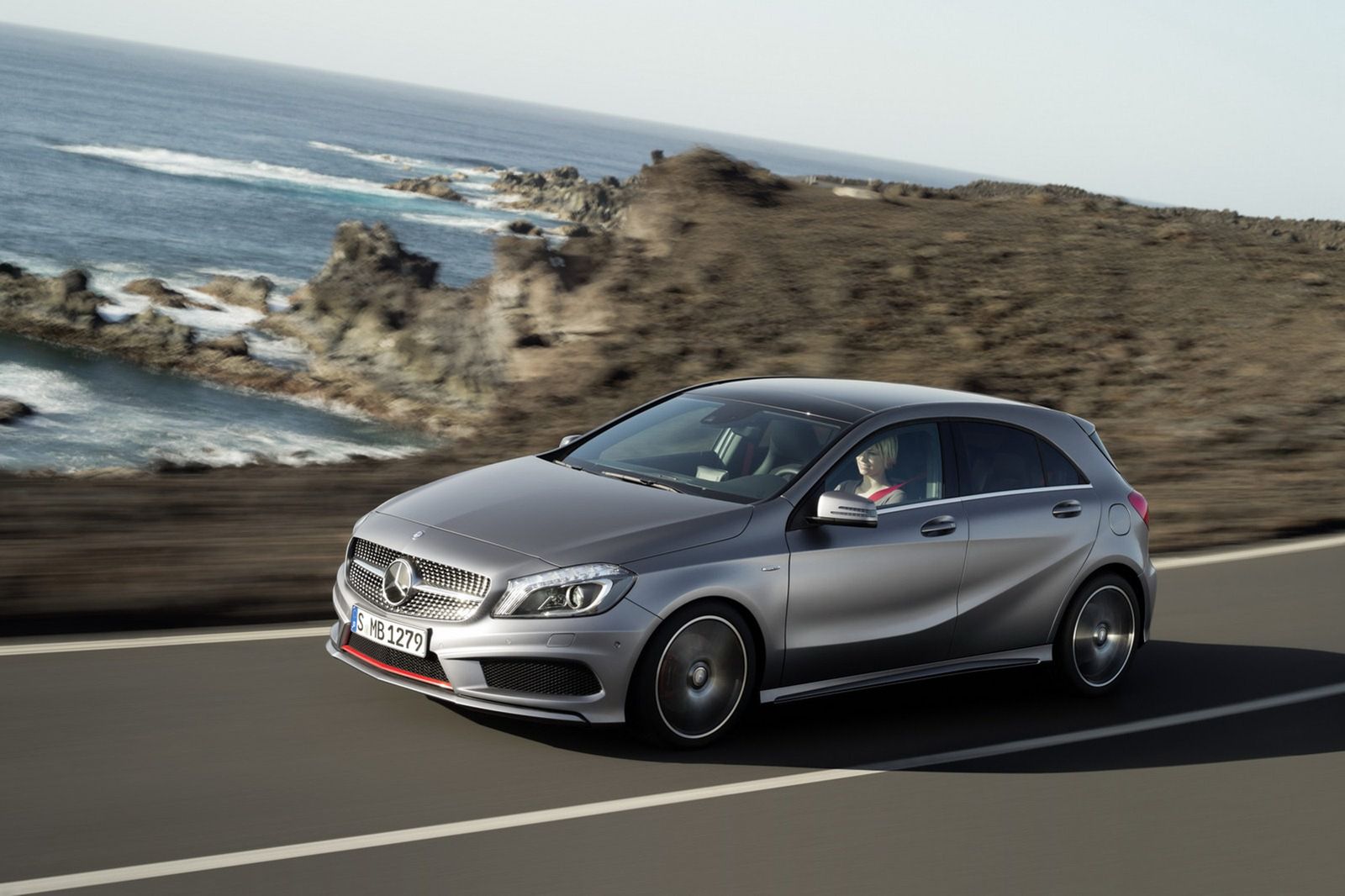 Mercedes-Benz klasy A (W176) - obszerna galeria prosto od producenta 41