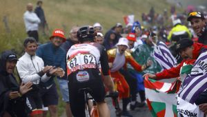 Mistrz olimpijski wycofał się z Tour de France! Przerwana seria lidera