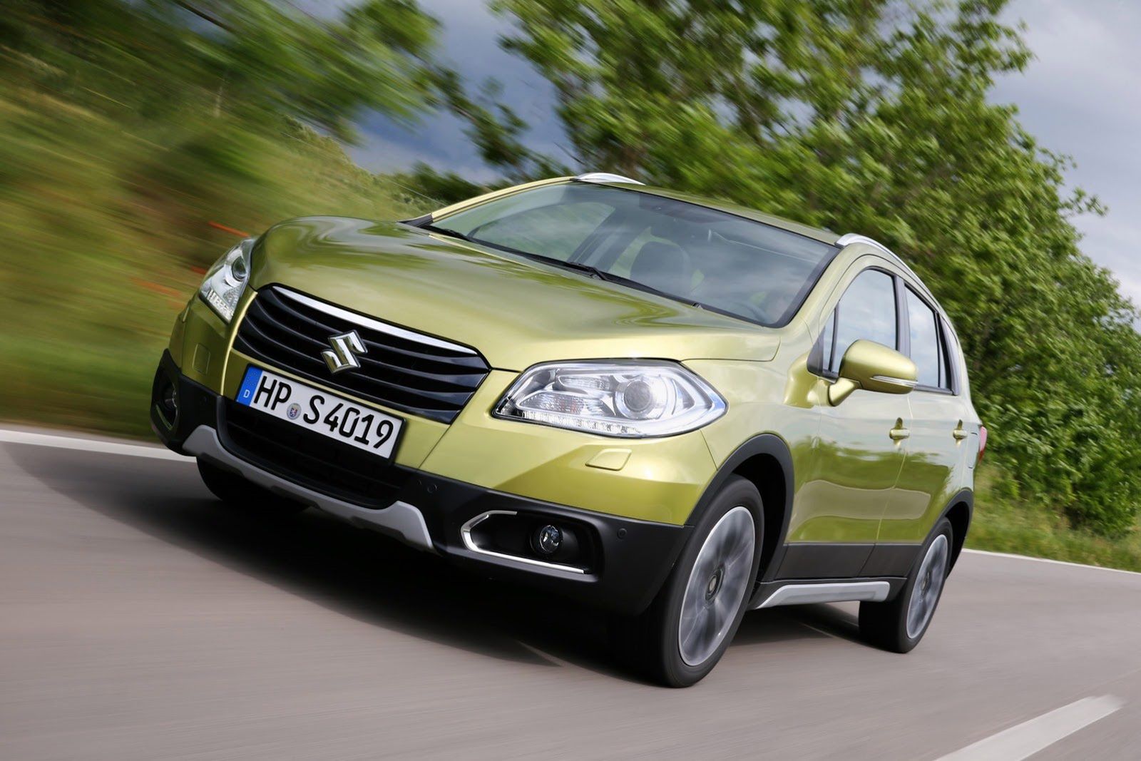 Nowe Suzuki SX4 - japoński crossover w szczegółach [galeria] 10