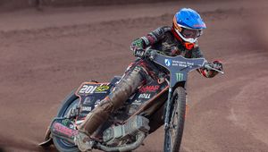 Żużel. King's Lynn wyrwało wygraną liderowi z Ipswich. Wybitny występ Jana Kvecha!