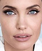 "Miło jest być mężem i żoną" - Angelina Jolie o małżeństwie z Bradem Pittem