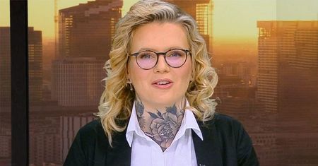 Dziennikarka TVP wzbudza emocje. Teraz pokazała się w kusej sukience