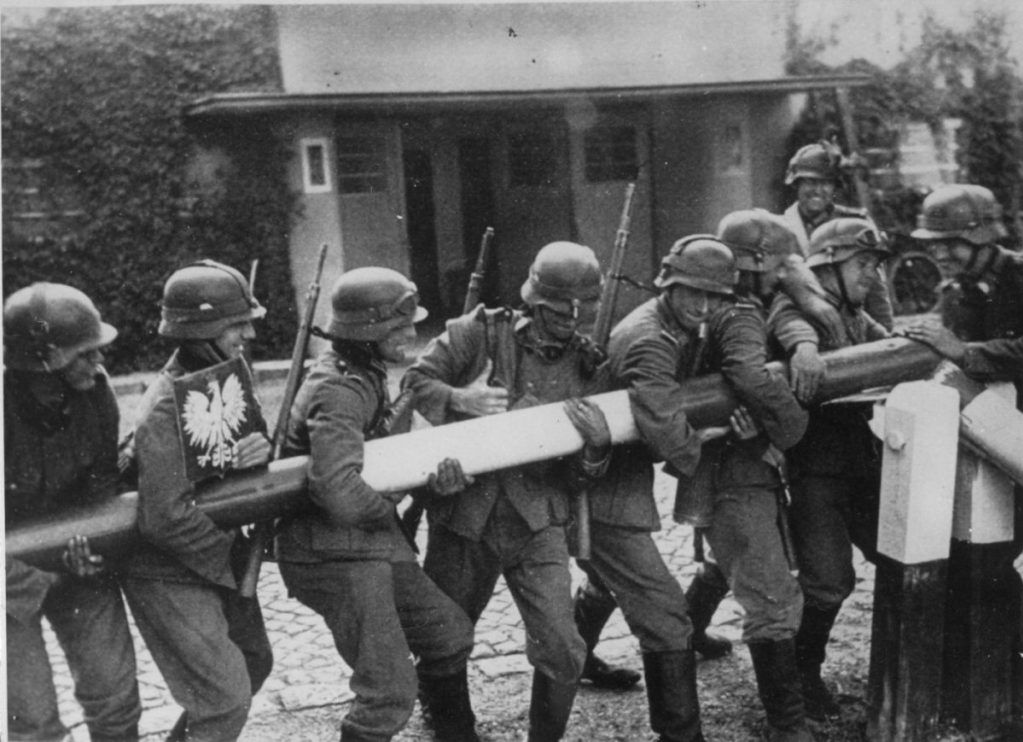 23 sierpnia 1953: rząd PRL rezygnuje z reparacji od Niemiec