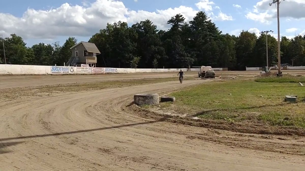 Zdjęcie okładkowe artykułu: Materiały prasowe / facebook.com/outlawspeedwayusa / Na zdjęciu: Outlaw Valley Speedway