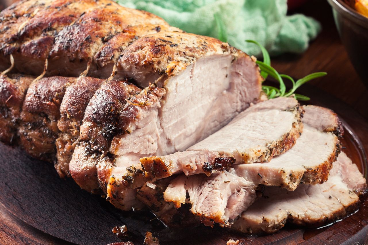 Zapomnij o maślance lub kefirze. To ten napój sprawia, że schab jest wyjątkowo miękki i delikatny