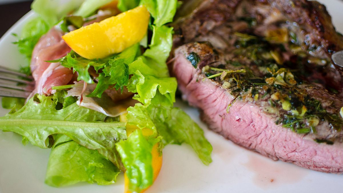 Grillowany kotlet z cielęciny zrazowej górnej bez kości