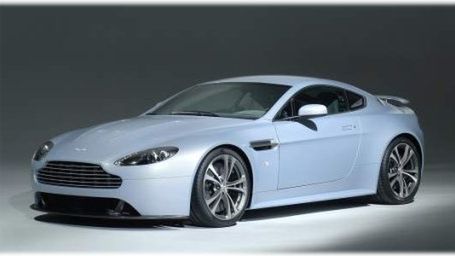 Aston Martin Vantage RS