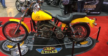 Motocykl z dieslem. Zrobią go, bo mało pali
