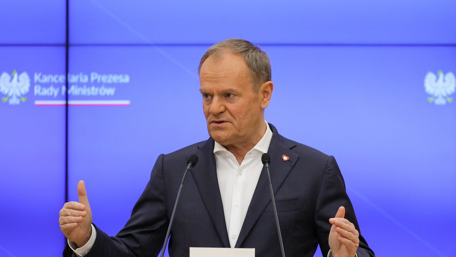Warszawa, 15.01.2025. Premier Donald Tusk podczas wspólnej konferencji prasowej z prezydentem Ukrainy w siedzibie Kancelarii Prezesa Rady Ministrów w Warszawie, 15 bm. (aldg) PAP/Paweł Supernak