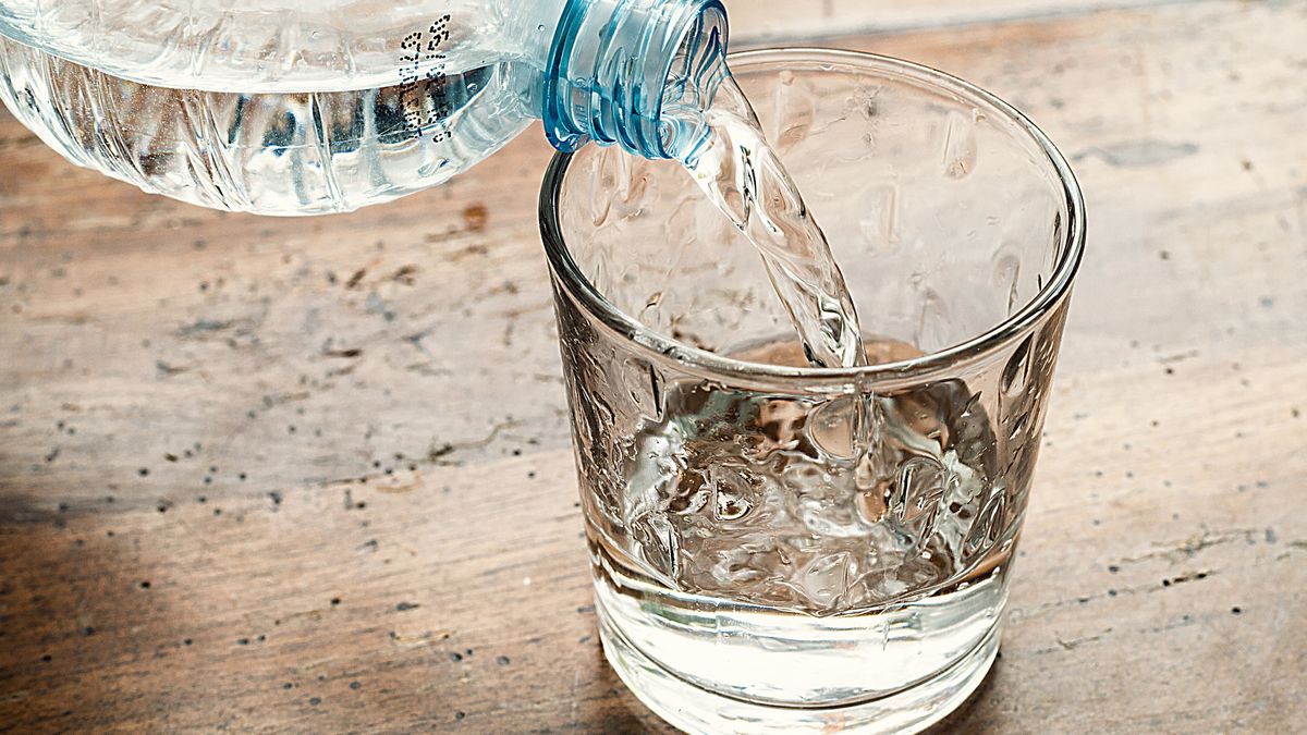 Wybór odpowiedniej wody jest ważny w codziennej diecie