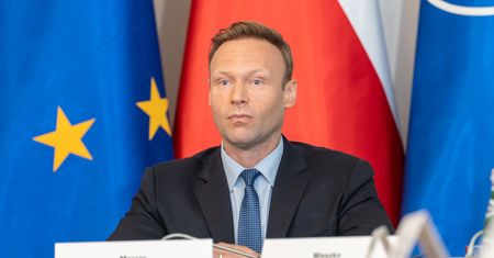 Mastalerek nie wpłaci na PiS. "Po co?"