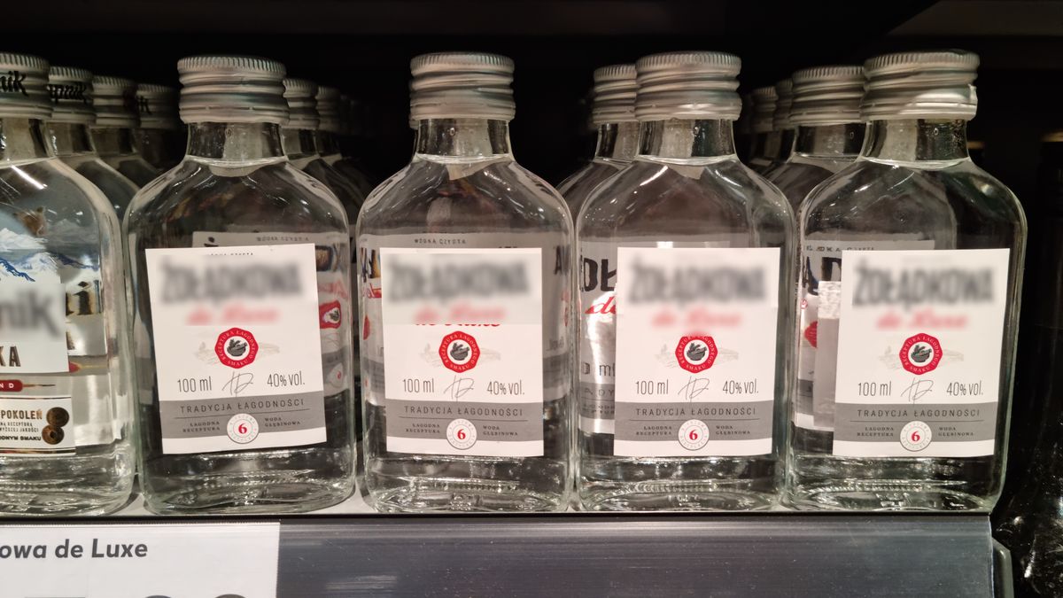 Akcyza na alkohol. Wiceminister finansów pokazał podwyżkę na przykładzie wódki