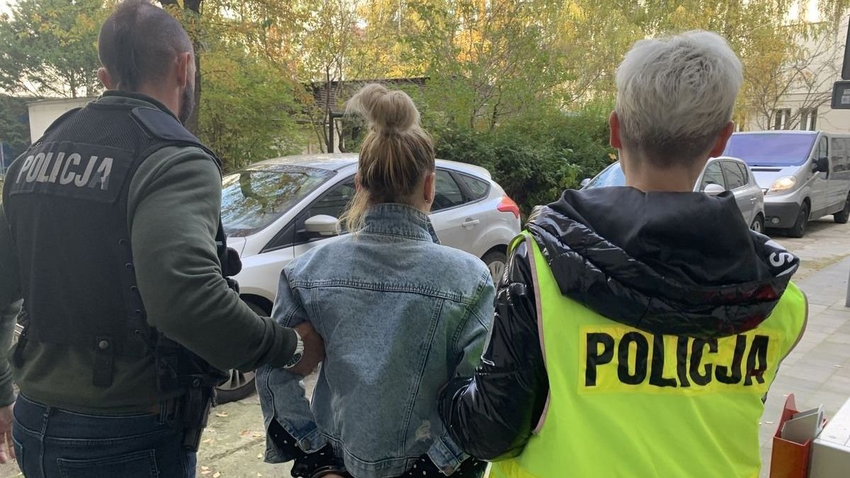 Telefonistki umawiały kobiety świadczące usługi seksualne