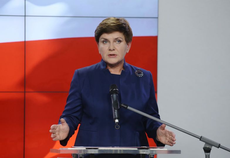 Nowy rząd PiS. Beata Szydło ogłosiła nazwiska ministrów