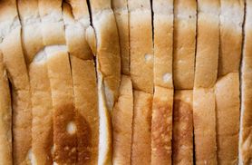Przebadali 242 bochenki chleba. Przerażające, co odkryli