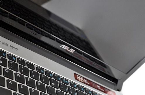 Asus UL30 - 13.3" - notebook z Core 2 Duo na pokładzie