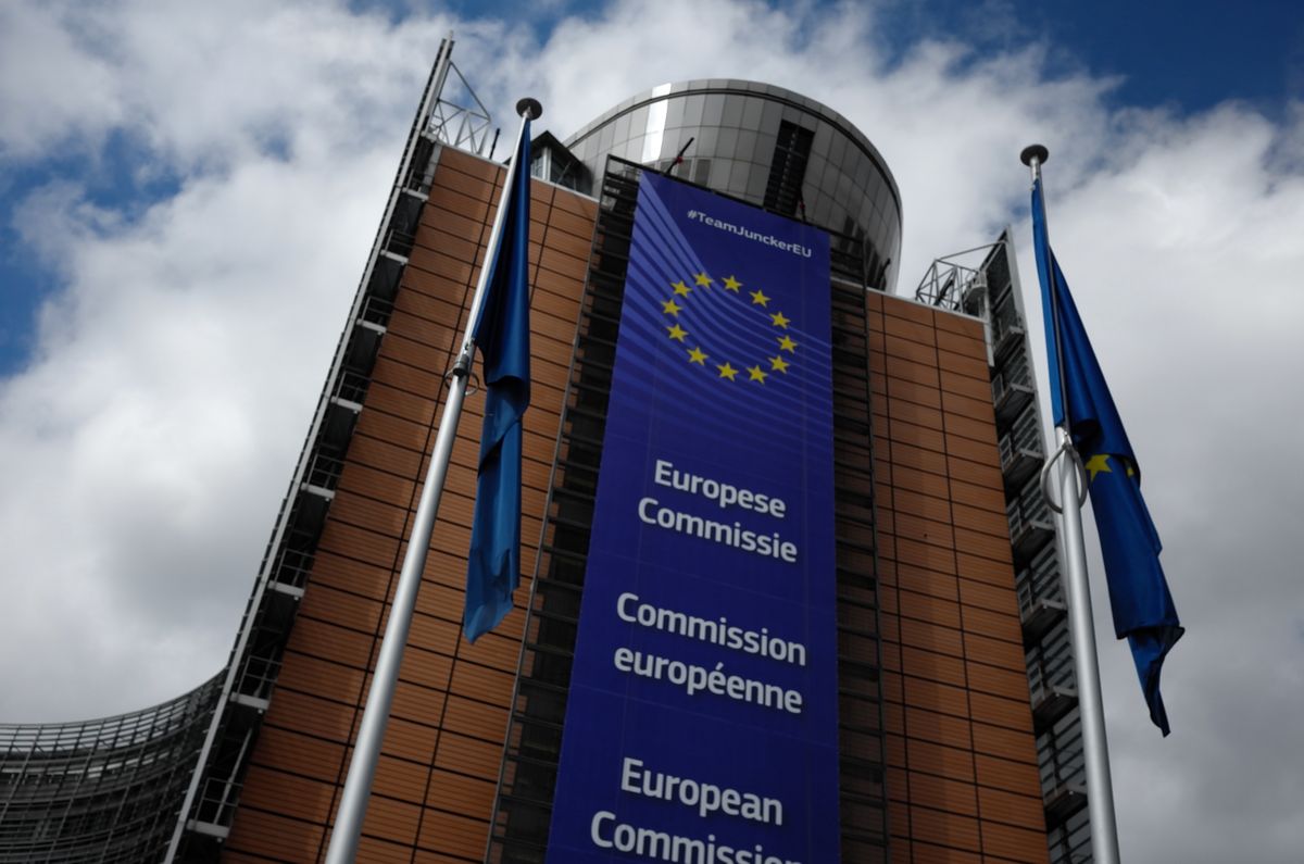 Komisja Europejska dała Polsce dwa miesiące na odpowiedź ws. "ustawy kagańcowej"