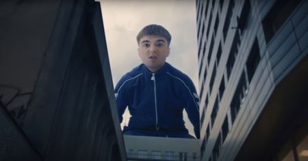 Raper ostro atakuje TVP i Kurskiego. Takich słów się nie spodziewasz