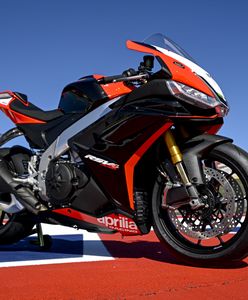 Aprilia przygotowała wersje specjalne swoich topowych modeli. SE-09 SBK nawiązuje do wyczynowych maszyn